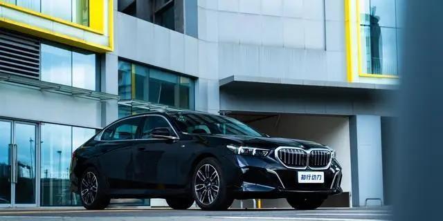 全新BMW 5系凭什么成为年度最安全的车型？-有驾
