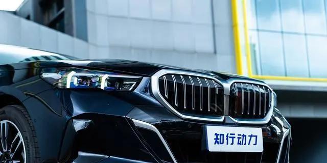全新BMW 5系凭什么成为年度最安全的车型？-有驾