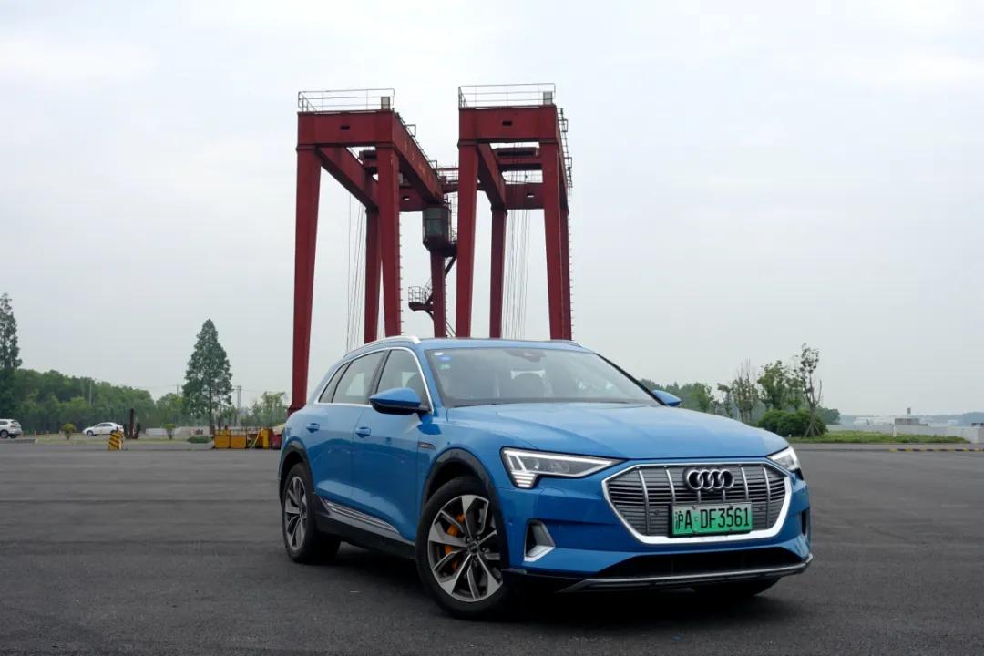 电车型推荐_如何选择适合你的电动SUV？看新款Model Y_电动suv怎么选