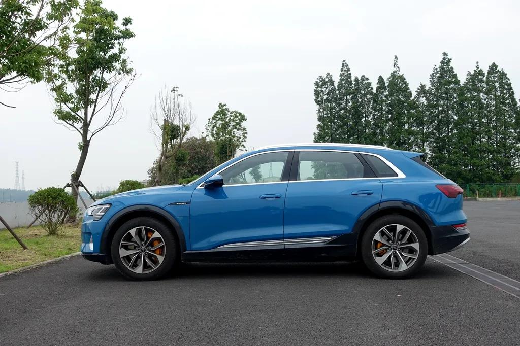 电动suv怎么选_电车型推荐_如何选择适合你的电动SUV？看新款Model Y