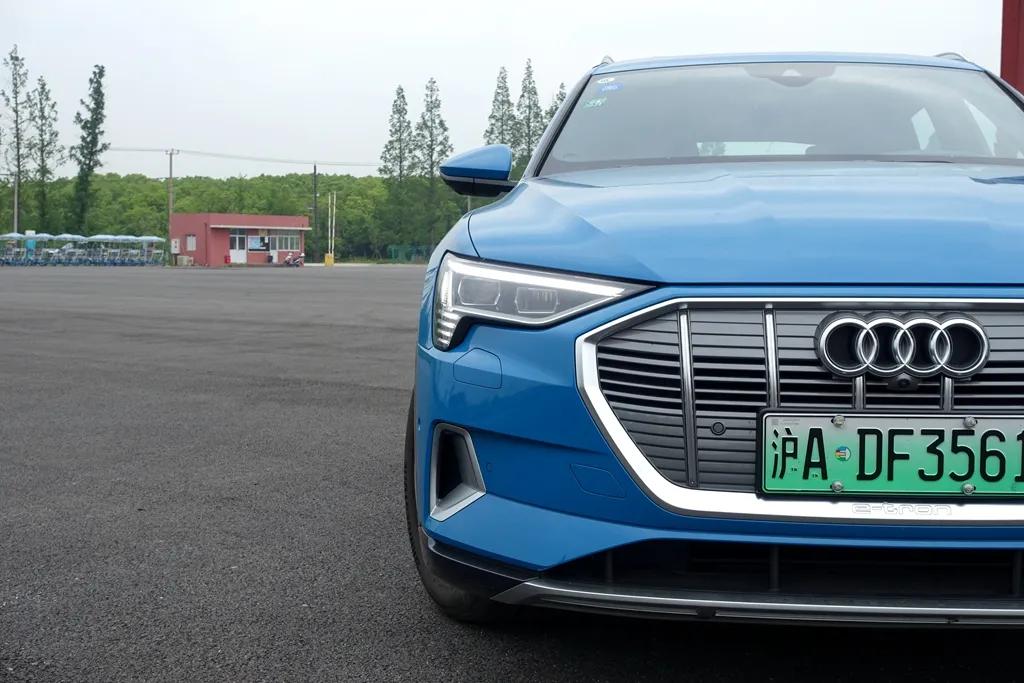 如何选择适合你的电动SUV？看新款Model Y_电车型推荐_电动suv怎么选