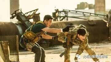 吴京的经典战斗场面回顾_吴京打斗视频_吴京演的打仗片