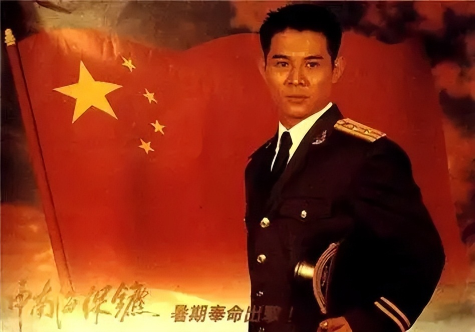 李连杰动作短片_李连杰最经典动作_李连杰的经典动作片回顾