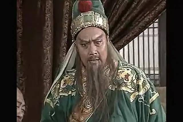 关羽京剧人物形象_关羽京剧表演艺术形象分析_关羽的京剧形象与表演艺术