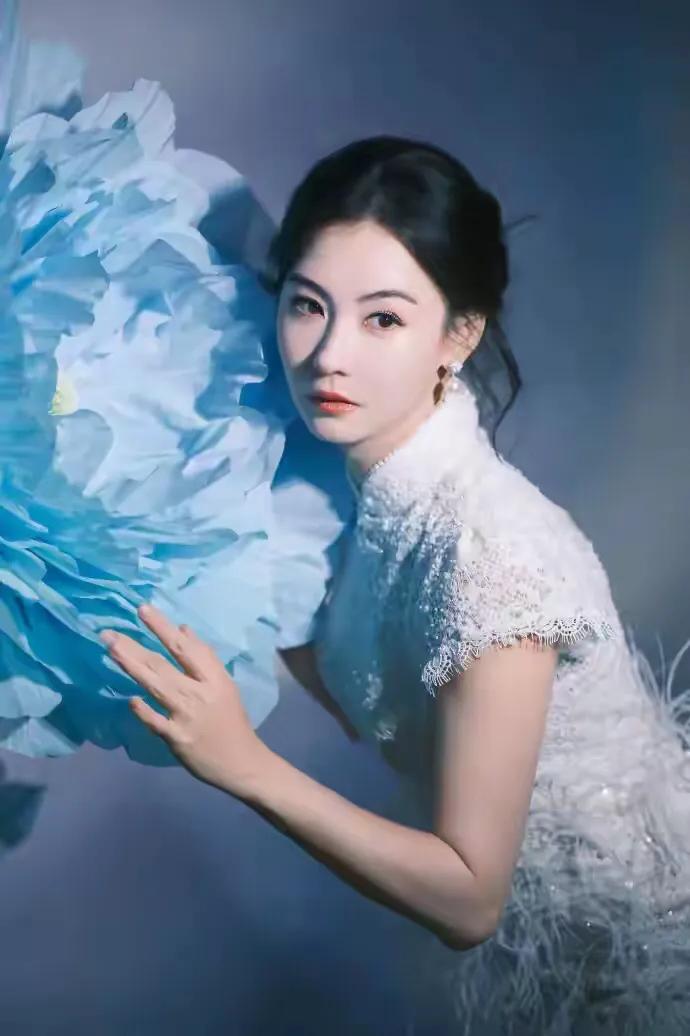 张柏芝的热爱与生活态度_张柏芝的热爱与生活态度_张柏芝的热爱与生活态度