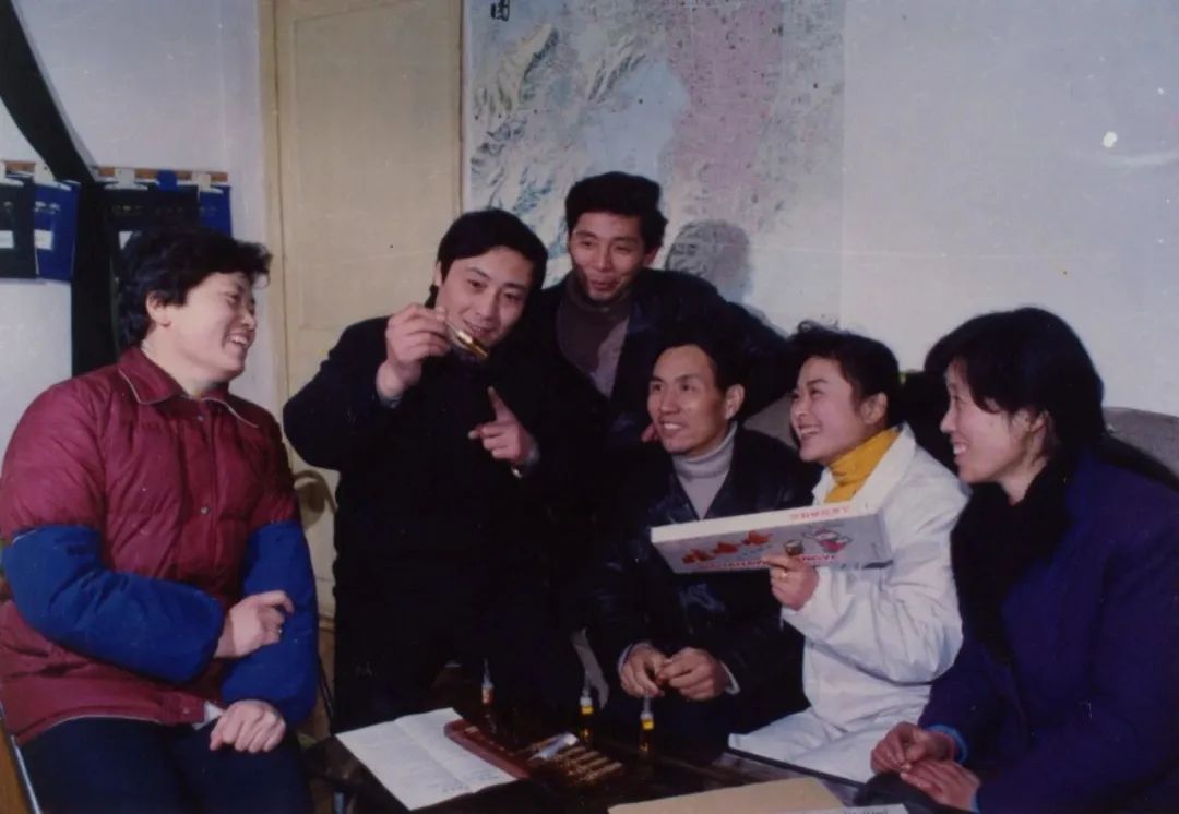 投资眼光独到_投资眼光好_钟睒睒的投资眼光与市场机会