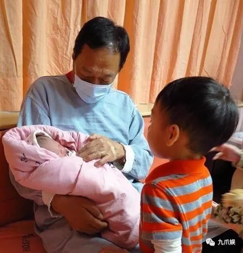 胡润与家族企业的关系_胡润家庭榜_胡润是什么公司